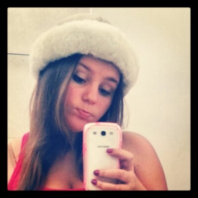 Profile Picture of Maria Clara Picchi (@maaa_picchi) on Twitter