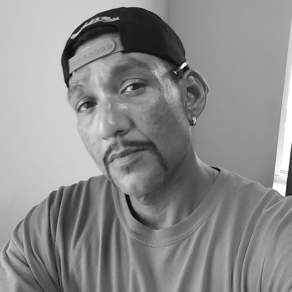 Profile Picture of Chris Rubio (@rubiochris37) on Poshmark