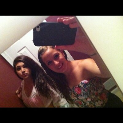 Profile Picture of Arlene Thornton (@easy6DH7) on Twitter