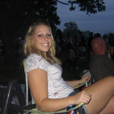 Profile Picture of Heather Anne Royce (@LadyHaha17) on Twitter