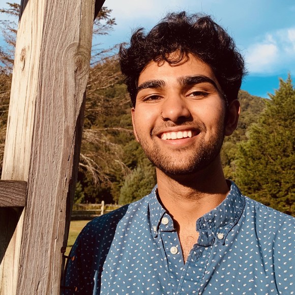 Profile Picture of Nikhil Rao (@raon21) on Poshmark