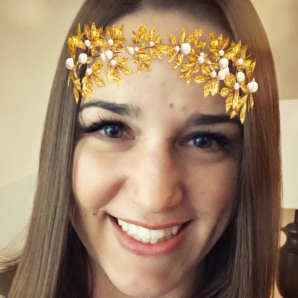 Profile Picture of Amy Breznikar (@abreznik) on Poshmark