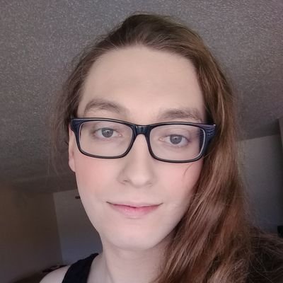 Profile Picture of Lucille Ray (@lucychemist) on Twitter