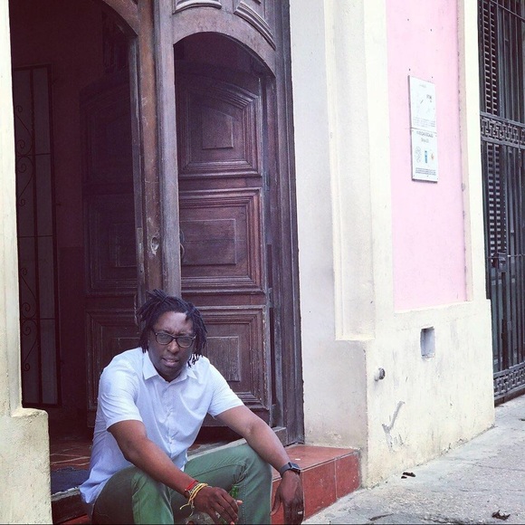 Profile Picture of Eric Coleman (@ethieeric) on Poshmark