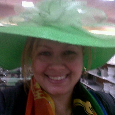 Profile Picture of MARY LUZ TAVERAS (@MARYLUZTAVERAS) on Twitter