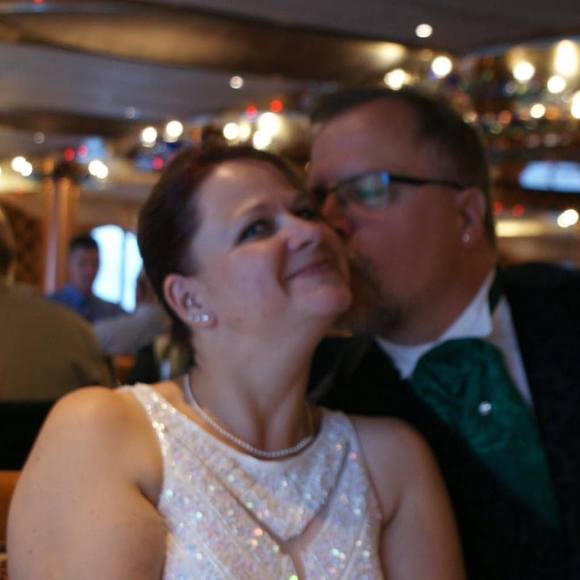 Profile Picture of Carla Nilson (@sunshine1969) on Poshmark