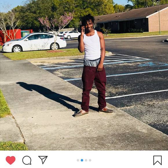 Profile Picture of Eric Pigford (@blowskii) on Poshmark