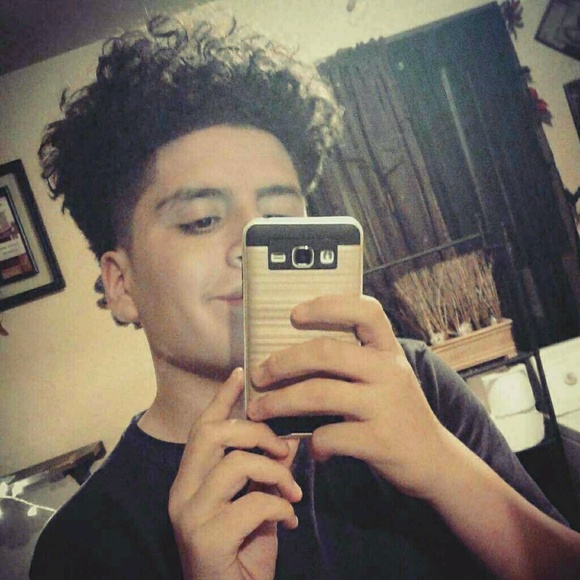 Profile Picture of Jacob Delacruz (@jaaaccoobb224) on Poshmark