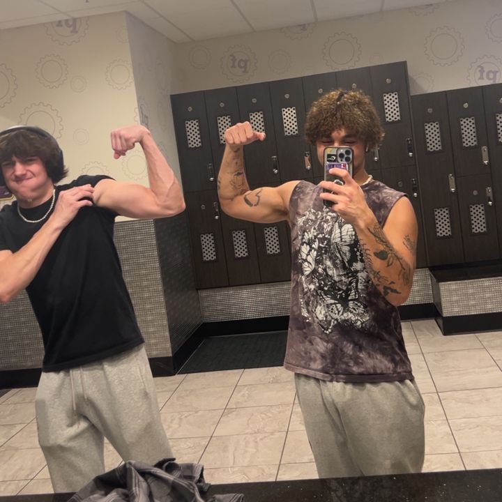 Profile Picture of Caleb (@caleb1990) on Tiktok