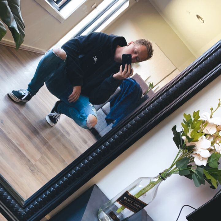 Profile Picture of JoshuaBaker (@jxshuabaker) on Tiktok