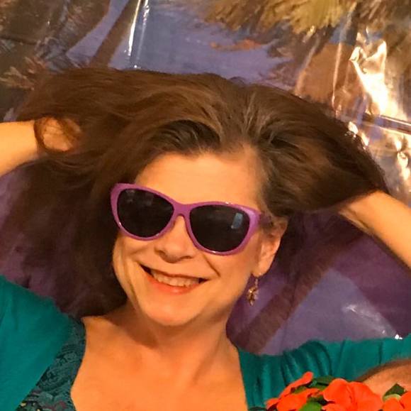 Profile Picture of Mary Mcharge (@mmchargenc) on Poshmark