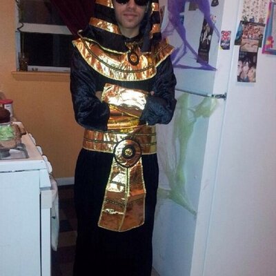 Profile Picture of Nick Quinones (@NickQ77) on Twitter