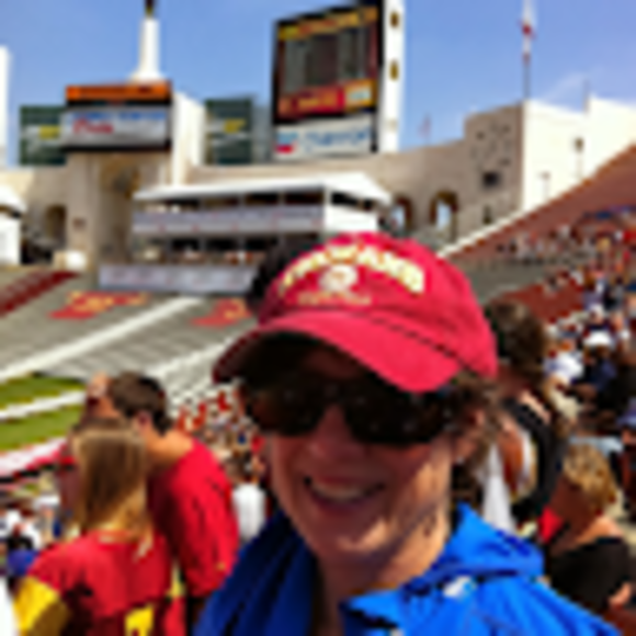 Profile Picture of Ellen Geffner (@ellengeffner) on Poshmark
