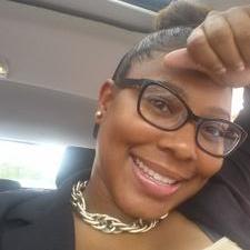 Profile Picture of Amanda Hug And Kiss (@imperfect_luv86) on Twitter