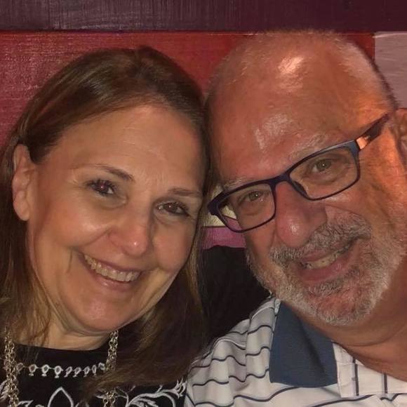 Theresa Aragona - Poshmark Profile Picture of Theresa Aragona (@theresaa1) on Poshmark