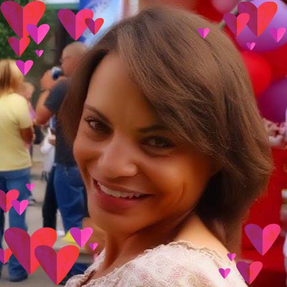Profile Picture of Erika Summers (@erikasummers) on Poshmark