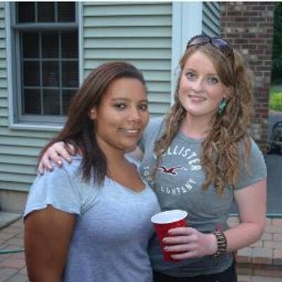 Profile Picture of Alice Hunter (@alicehunter92) on Twitter