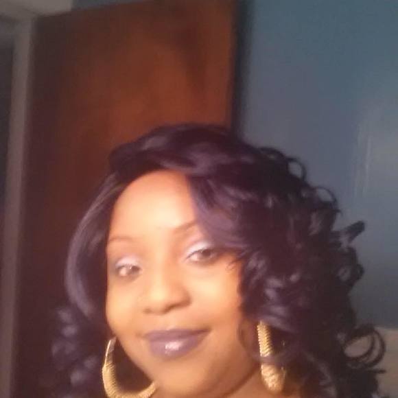 Kianti Gregg-hunter - Poshmark Profile Picture of Kianti Gregg-hunter (@keyauntie) on Poshmark