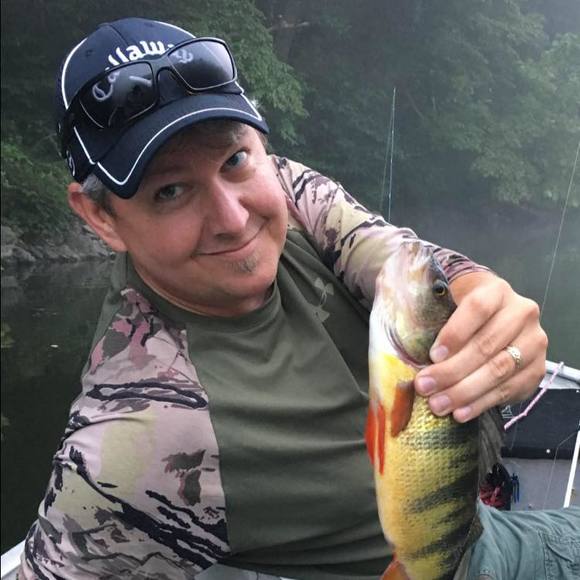 Profile Picture of John Mauck (@johnmauck) on Poshmark