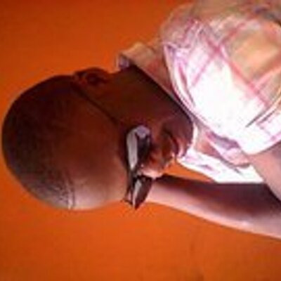 Profile Picture of Mike Anapenda Kula (@Maicon21000) on Twitter