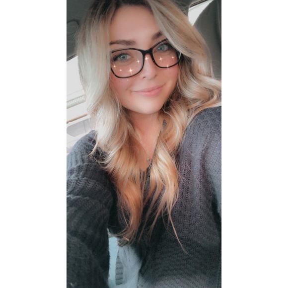 Crystal Lally - Poshmark Profile Picture of Crystal Lally (@crystallally22) on Poshmark
