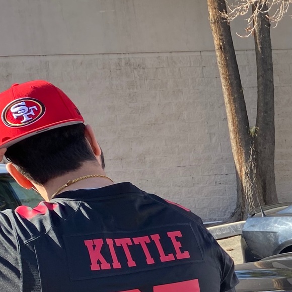 Profile Picture of Joshua Marino (@joshmachy) on Poshmark