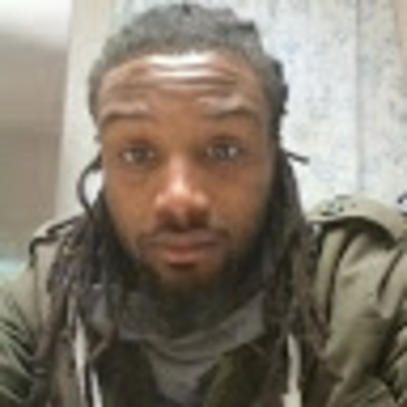 Profile Picture of Edward Blake (@mrblakejet) on Poshmark