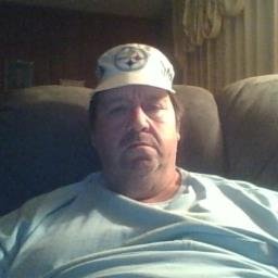 Profile Picture of Jon Holub (@jonholub463) on Twitter