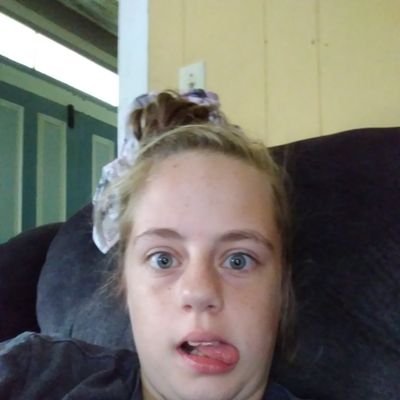 Profile Picture of Laura Dawkins (@LauraDawkins8) on Twitter
