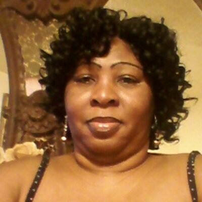 Profile Picture of Sylvia Moore (@Easywalker45) on Twitter