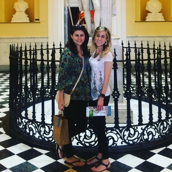 Profile Picture of Samantha Chuffo (@schuffo) on Poshmark