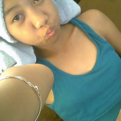 Profile Picture of Crystal Kyle (@Kyle28Kyle) on Twitter