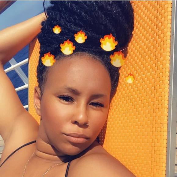 Profile Picture of Chyna Scott (@chynadol704) on Poshmark