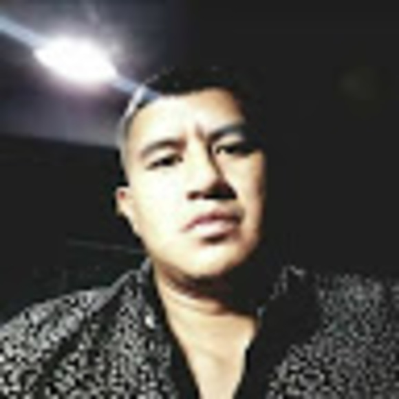 Profile Picture of Mike Alvarado (@alvaradomike94) on Poshmark