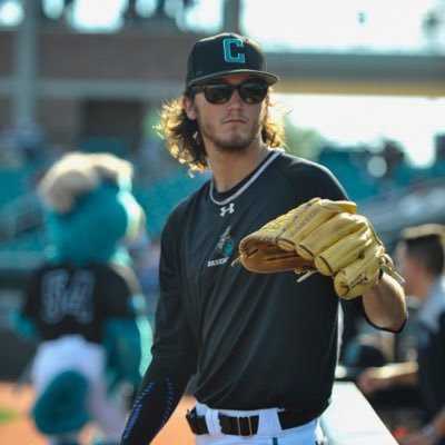 Profile Picture of Bobby Holmes (@BobbyHolmes11) on Twitter