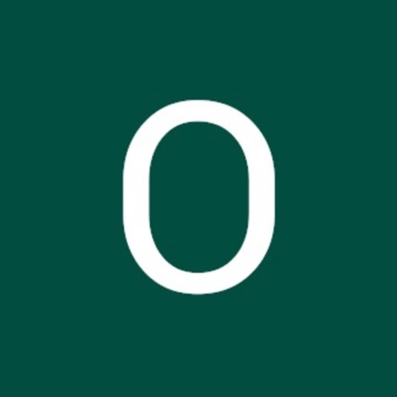 Profile Picture of Olivia Mattera (@oliviamattera4) on Poshmark