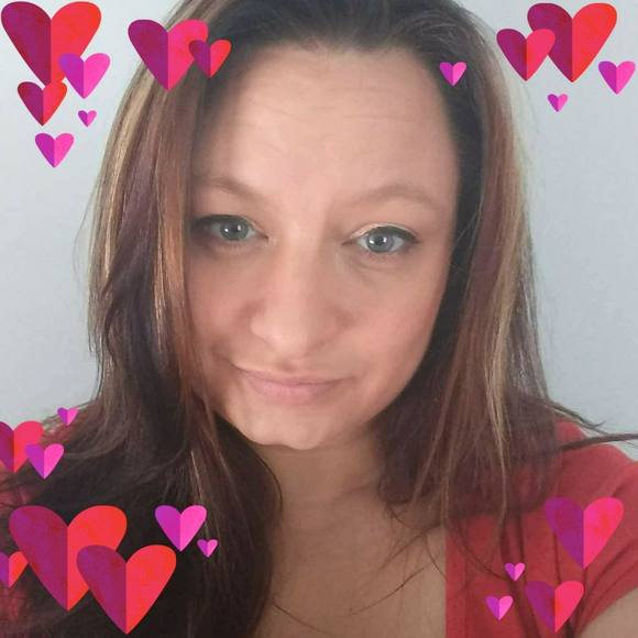 Profile Picture of Misty Singh (@mistysingh80) on Poshmark