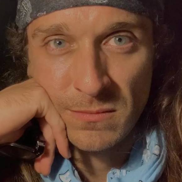 Profile Picture of Joseph Drew (@jodrewmusic) on Poshmark