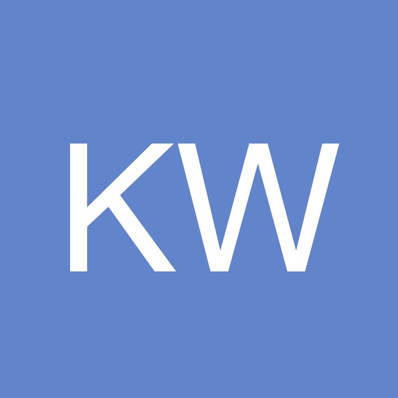 Profile Picture of Karen Wagy (@kkwag1) on Poshmark