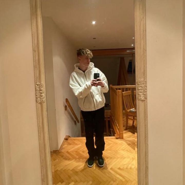 Profile Picture of Christopher Kratzer (@chrisi_0106) on Tiktok