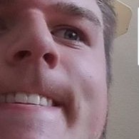 Profile Picture of Travis Eck (@honkeshew) on Twitter
