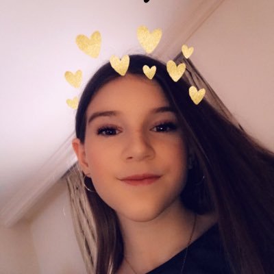Profile Picture of Cara Bell (@carabell01259) on Twitter
