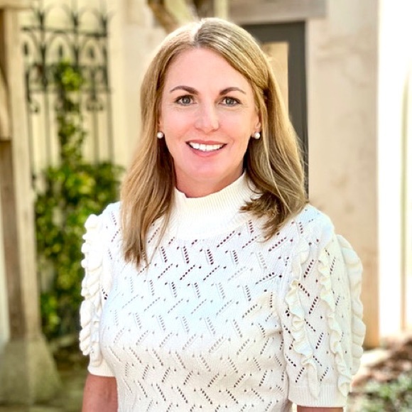 Profile Picture of Kathryn Letcher (@katletcher) on Poshmark