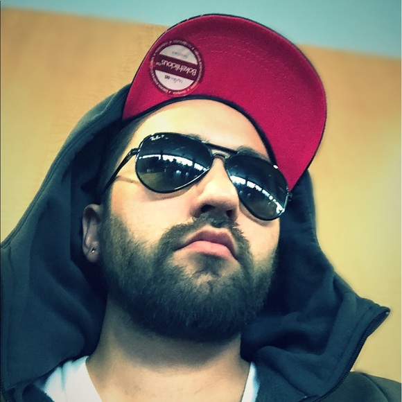 Profile Picture of George Arakawa (@player002) on Poshmark