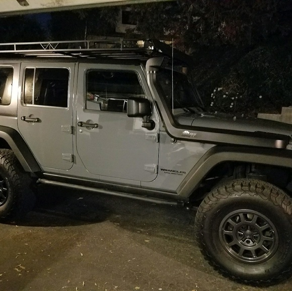 Conrad Lopez - Poshmark Profile Picture of Conrad Lopez (@crad48) on Poshmark