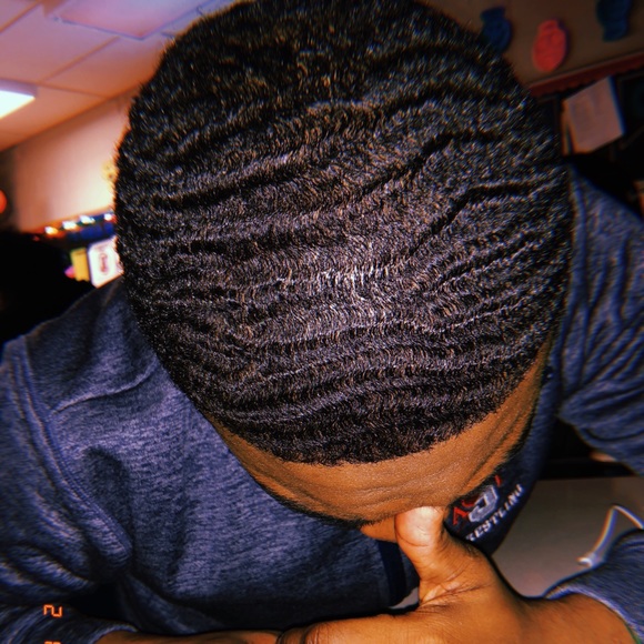 Profile Picture of Solomon Bell (@solobell8) on Poshmark