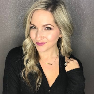 Profile Picture of Leah Vernon (@lvern2406) on Twitter