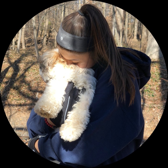 Profile Picture of Bianca Bejarano (@biancabejarano2) on Poshmark