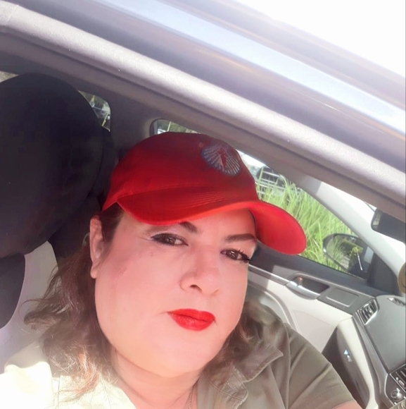 Profile Picture of Maria mercedes Watler (@mwatler) on Poshmark