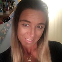 Profile Picture of April Greenham (@april-greenham) on Quora